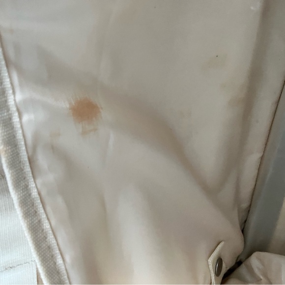 Travel computer or small duffle bag with wheels and extended handle for travel - Picture 10 of 16